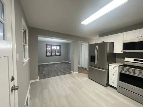 321 Janet Avenue Darien IL 60561