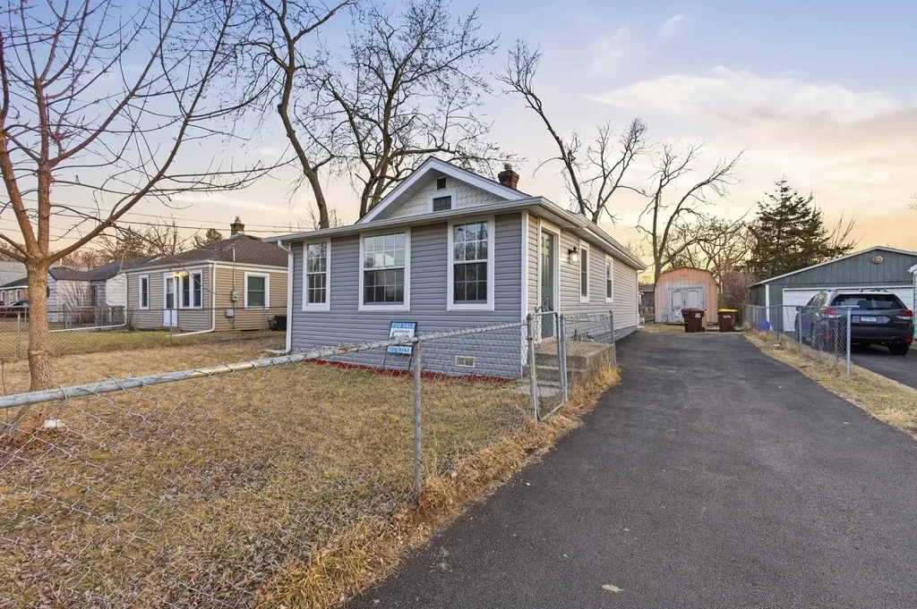 521 Fitch Road Rockford IL 61109