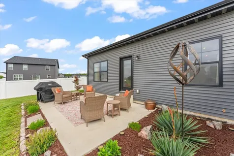 1 Prairie Trail Monticello IL 61856