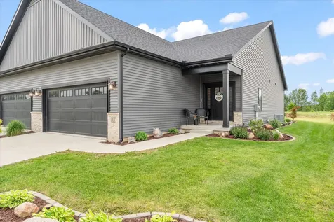1 Prairie Trail Monticello IL 61856