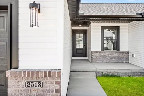 2513 Pampas Lane Bloomington IL 61705
