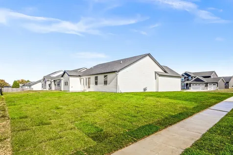 2513 Pampas Lane Bloomington IL 61705