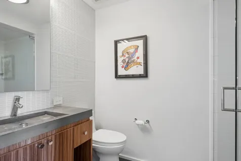 1445 West Lill Avenue Chicago IL 60614