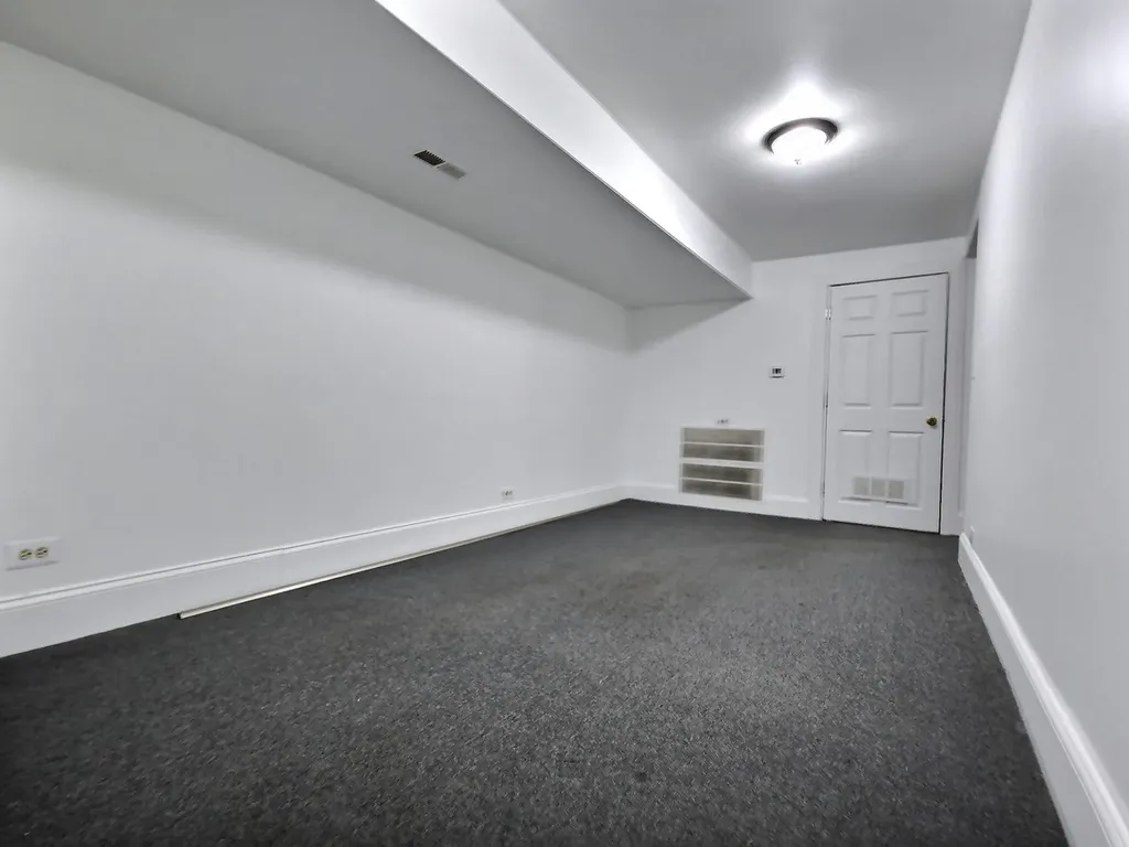 3619 West 5th Avenue Chicago IL 60624