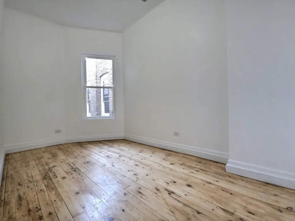 3619 West 5th Avenue Chicago IL 60624