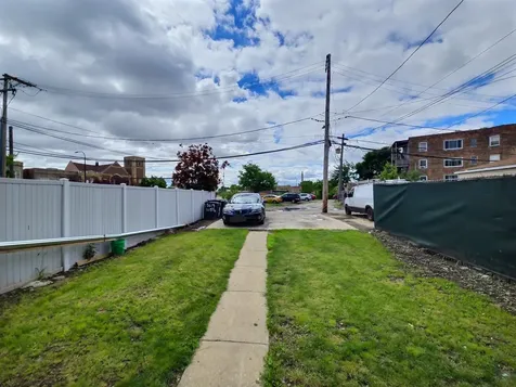 3619 West 5th Avenue Chicago IL 60624