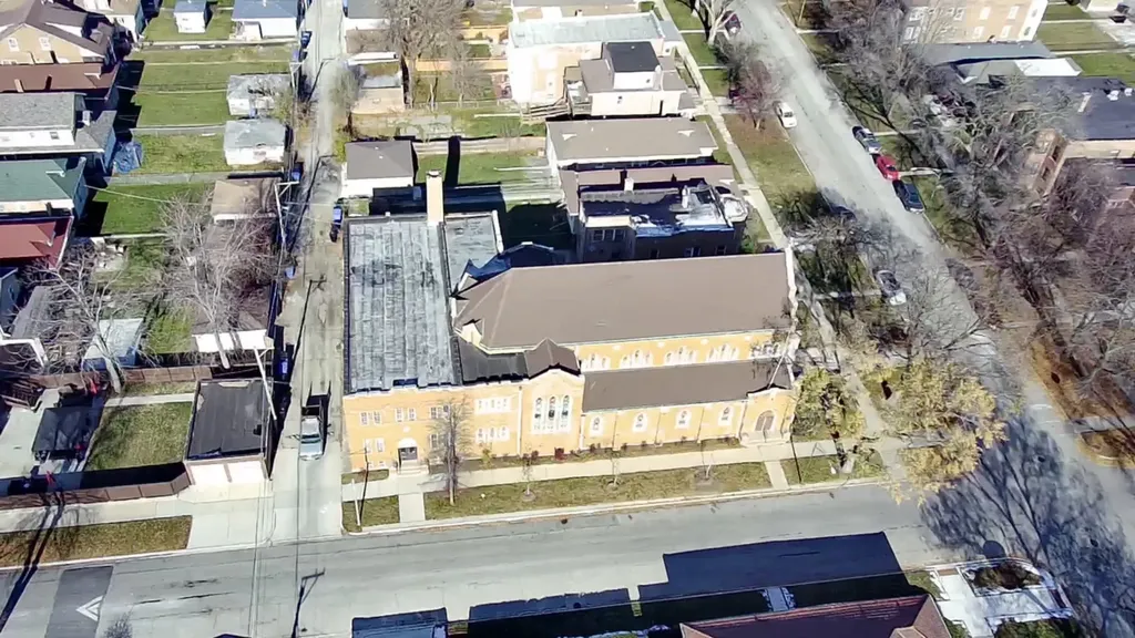 318 East 74th Street Chicago IL 60619