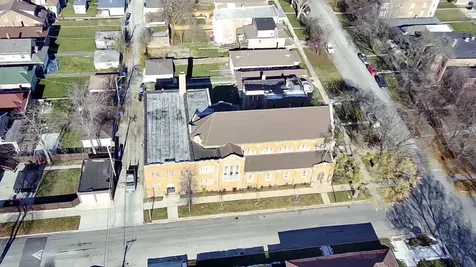318 East 74th Street Chicago IL 60619