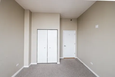 1600 South Indiana Avenue Chicago IL 60616