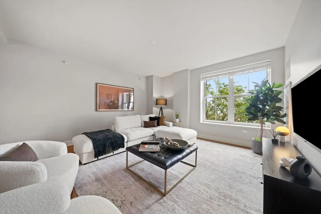 850 North Lake Shore Drive Chicago IL 60611