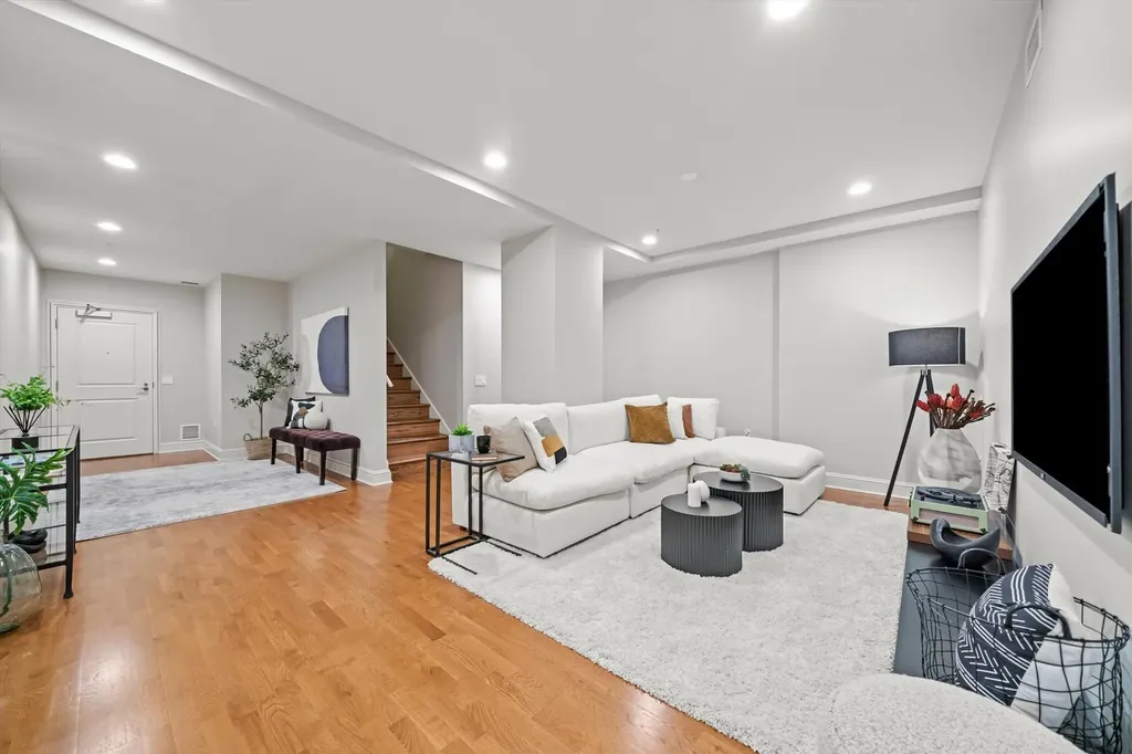 850 North Lake Shore Drive Chicago IL 60611