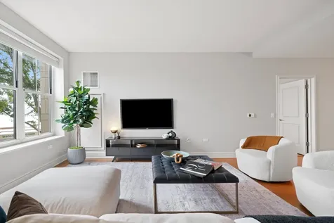 850 North Lake Shore Drive Chicago IL 60611