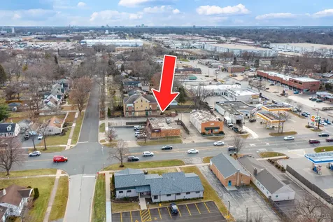 427 E Palatine Road Palatine IL 60074
