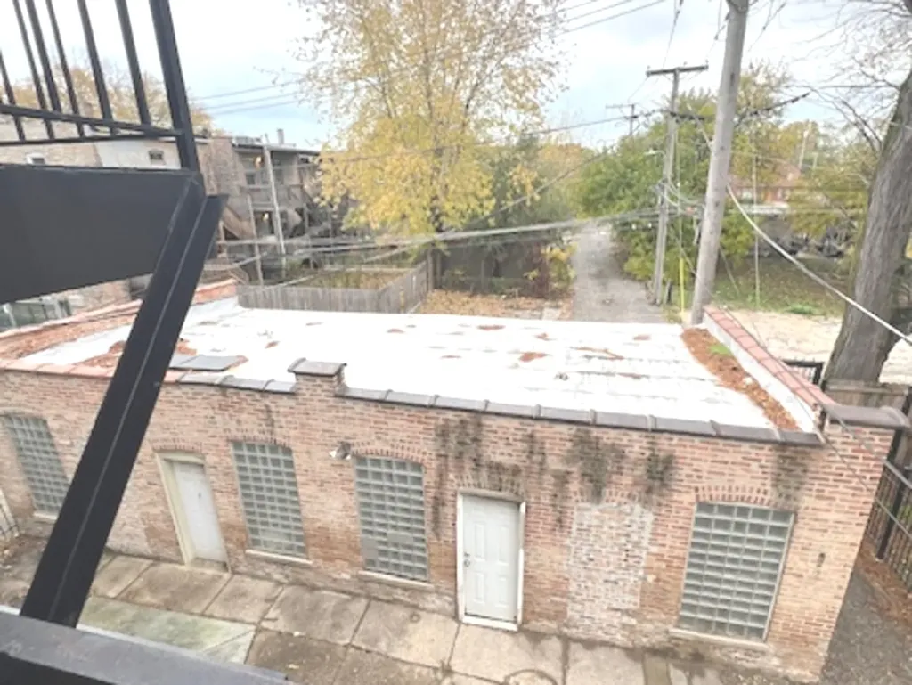 6945 South Dorchester Avenue Chicago IL 60637