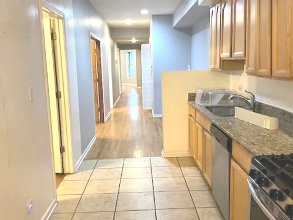 6945 South Dorchester Avenue Chicago IL 60637