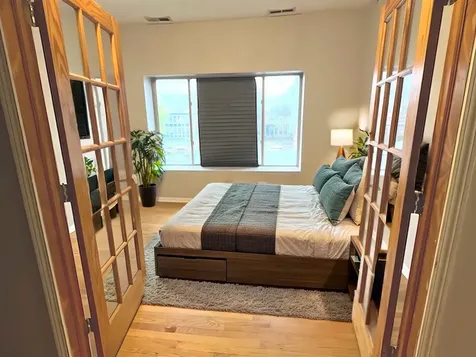 6945 South Dorchester Avenue Chicago IL 60637