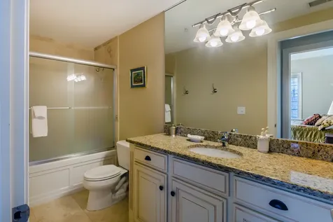3556 Western Avenue Highland Park IL 60035