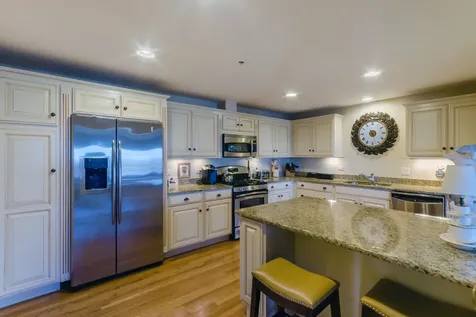 3556 Western Avenue Highland Park IL 60035