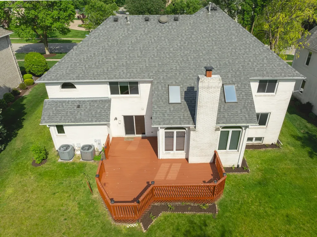6722 Sweetbriar Lane Darien IL 60561