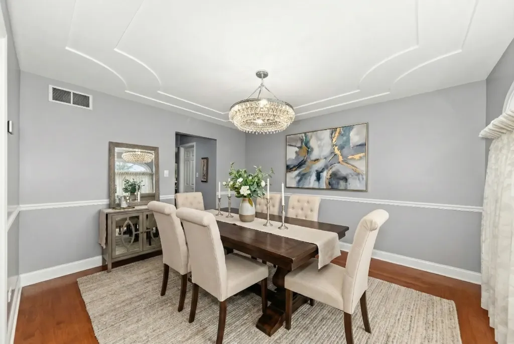 6722 Sweetbriar Lane Darien IL 60561
