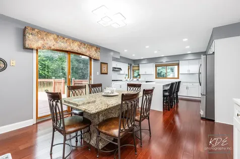 6722 Sweetbriar Lane Darien IL 60561