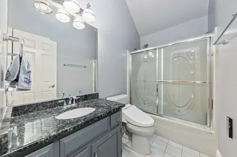 6722 Sweetbriar Lane Darien IL 60561