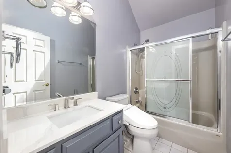 6722 Sweetbriar Lane Darien IL 60561