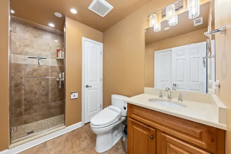 6722 Sweetbriar Lane Darien IL 60561