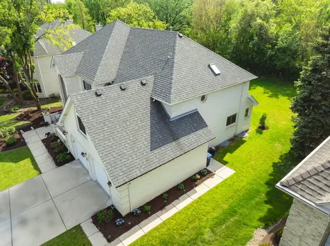 6722 Sweetbriar Lane Darien IL 60561