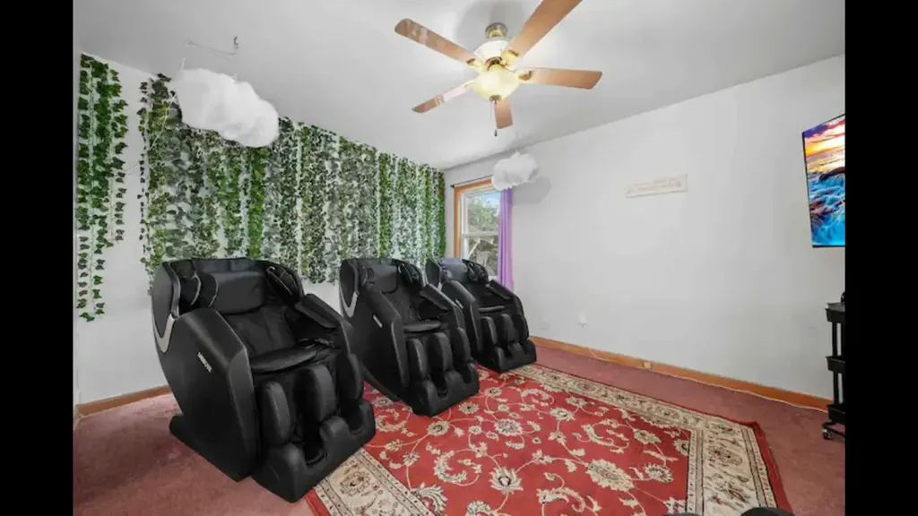 5304 South New England Avenue Chicago IL 60638