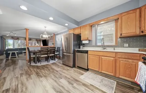 5304 South New England Avenue Chicago IL 60638