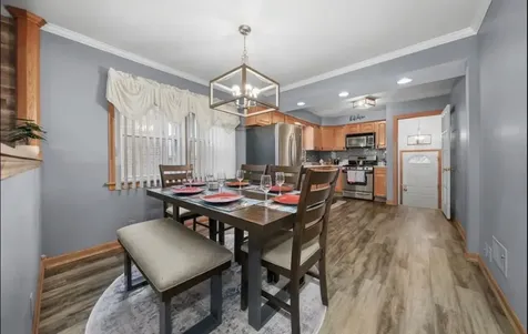 5304 South New England Avenue Chicago IL 60638