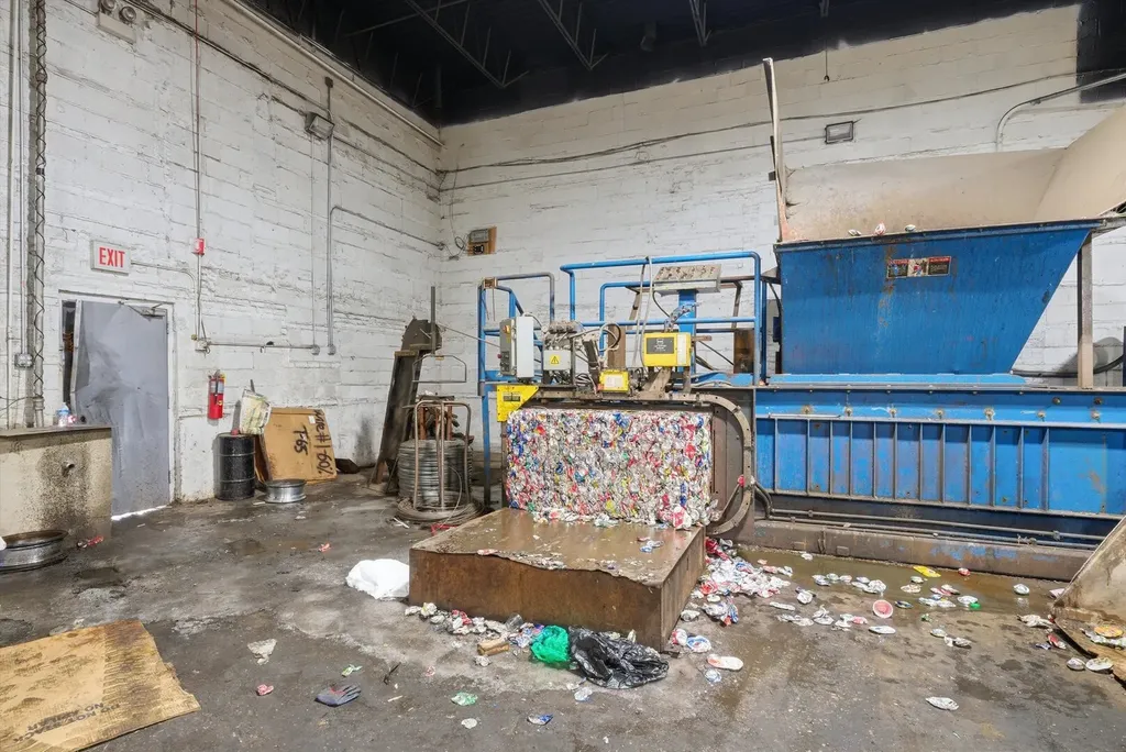 3252 West 31st Street Chicago IL 60623