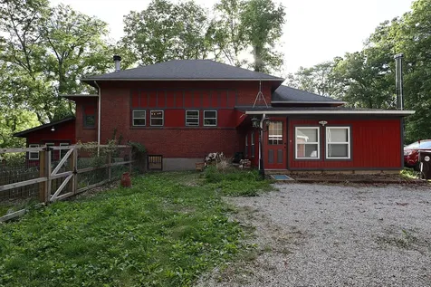 483 East 1300 North Road Monticello IL 61856