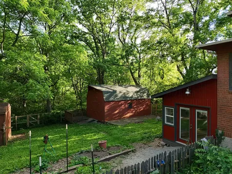 483 East 1300 North Road Monticello IL 61856