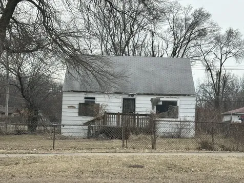 3744 West 137th Street Robbins IL 60472