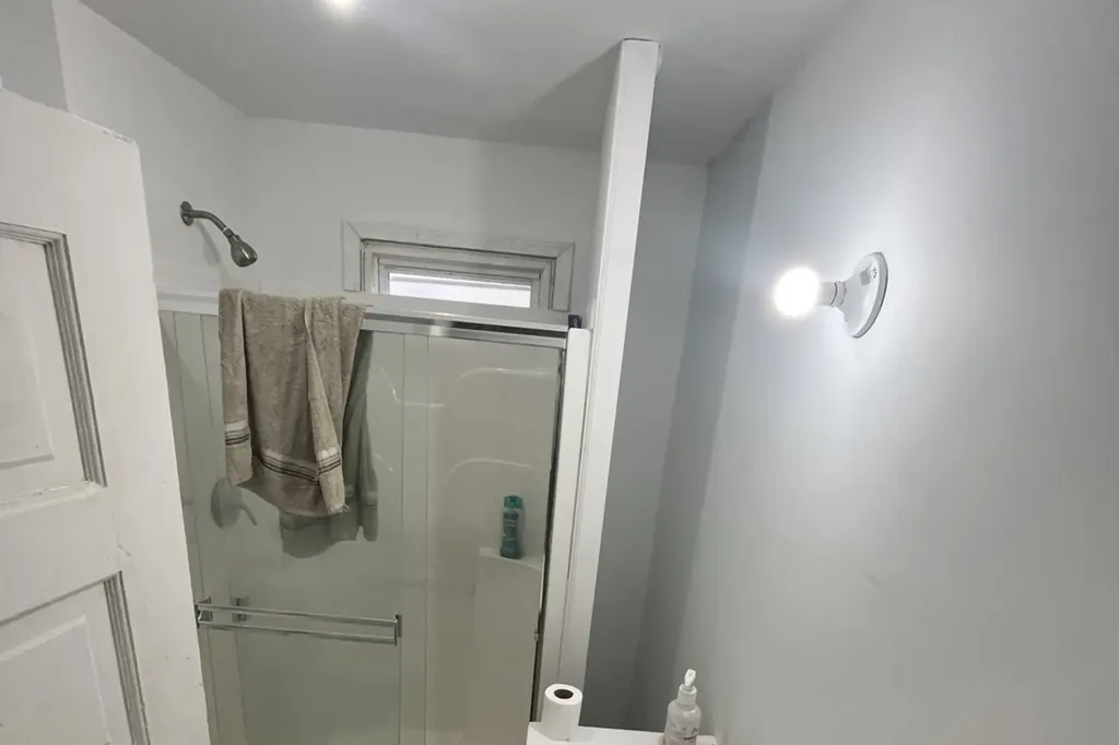 6833 South May Street Chicago IL 60621