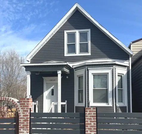 6833 South May Street Chicago IL 60621