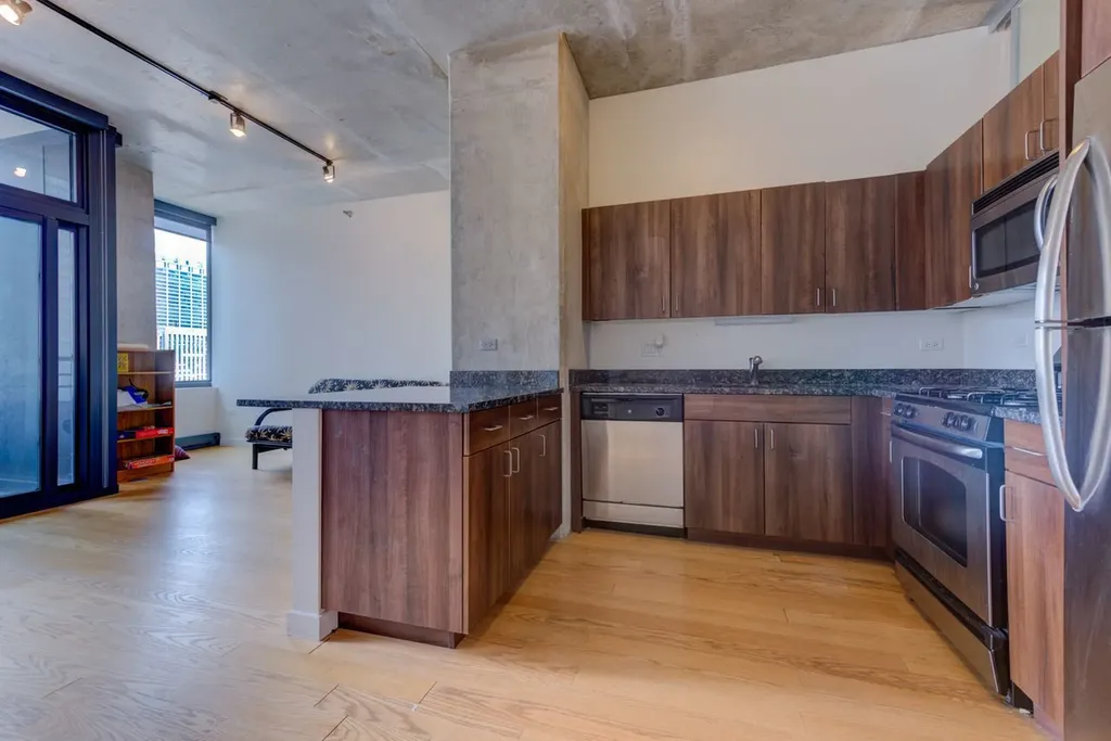 235 West Van Buren Street Chicago IL 60607