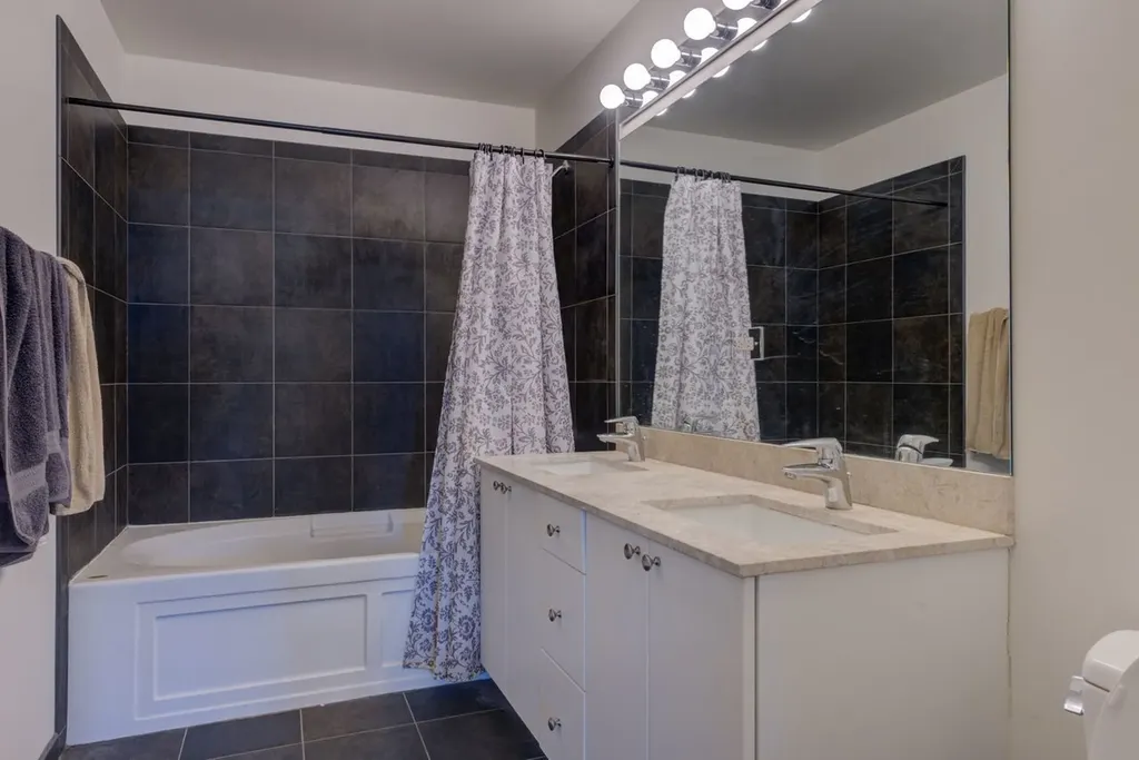 235 West Van Buren Street Chicago IL 60607