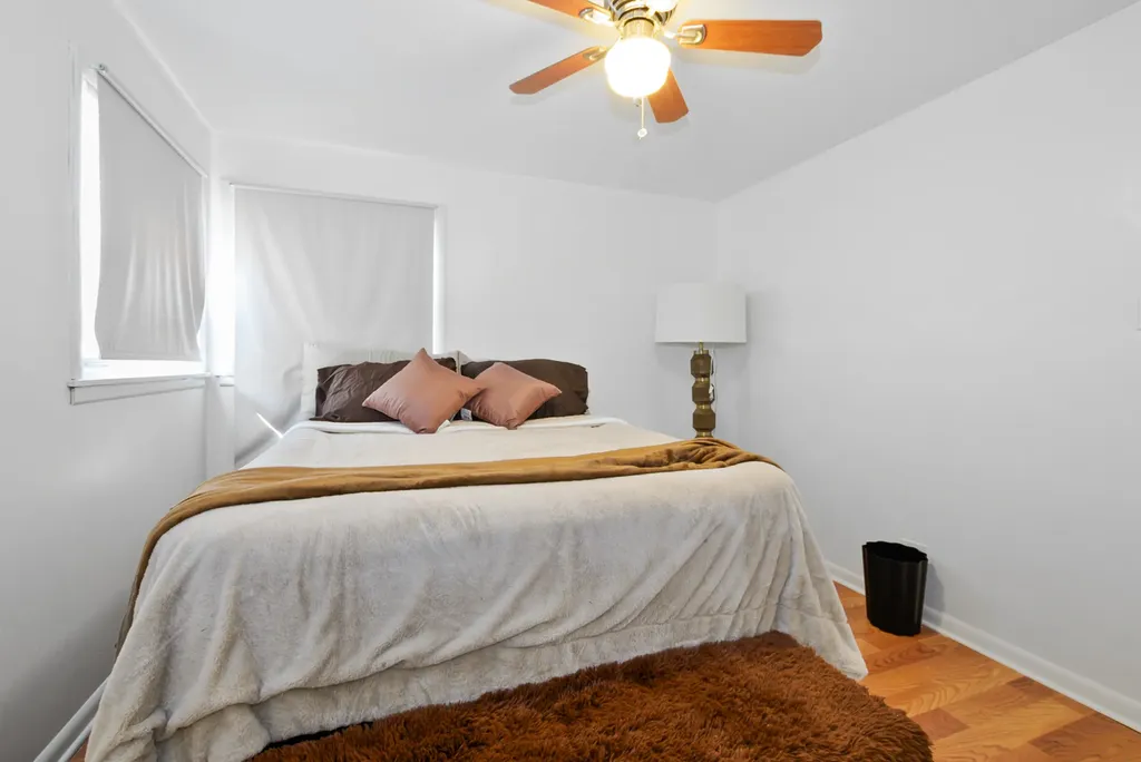 8624 South Maryland Avenue Chicago IL 60619
