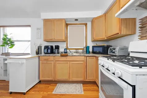 8624 South Maryland Avenue Chicago IL 60619