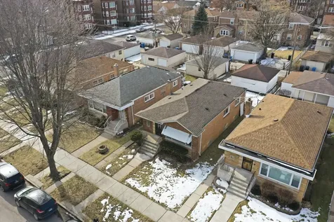 8846 South Dorchester Avenue Chicago IL 60619