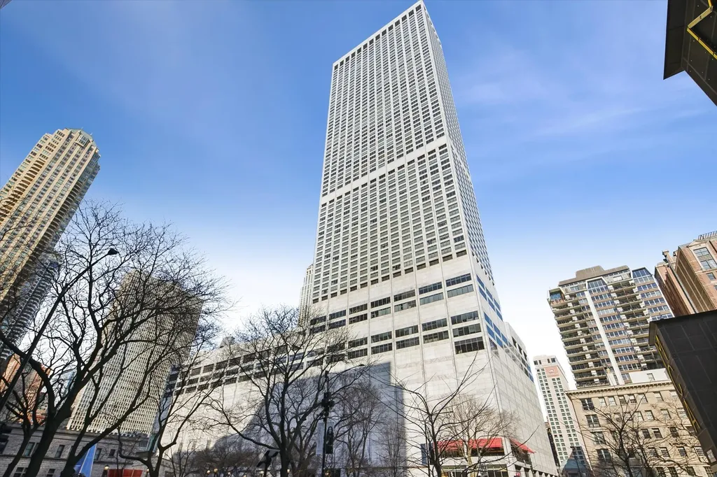 180 East Pearson Street Chicago IL 60611