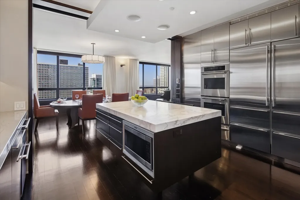 180 East Pearson Street Chicago IL 60611