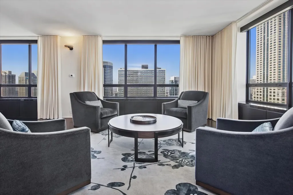 180 East Pearson Street Chicago IL 60611