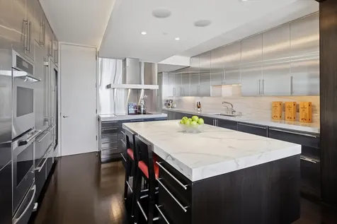 180 East Pearson Street Chicago IL 60611