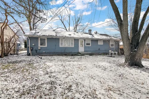 1869 Summit Avenue Kankakee IL 60901