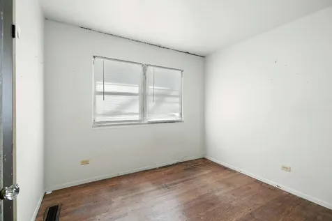 1869 Summit Avenue Kankakee IL 60901