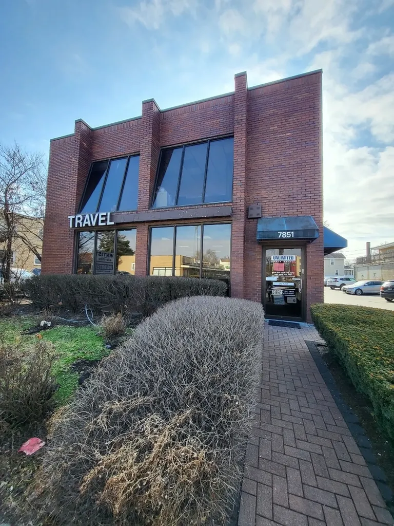 7851 Ogden Avenue Lyons IL 60534